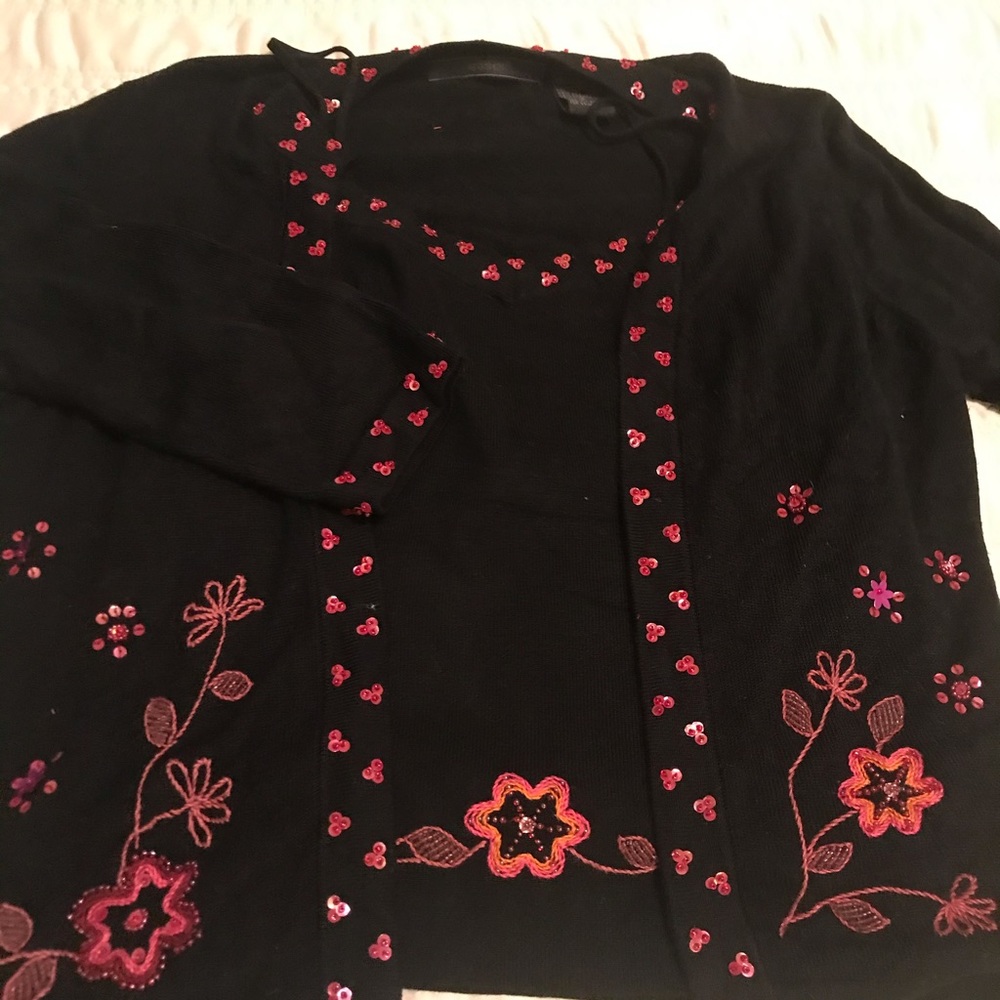 Easel Sweater Set - image 1